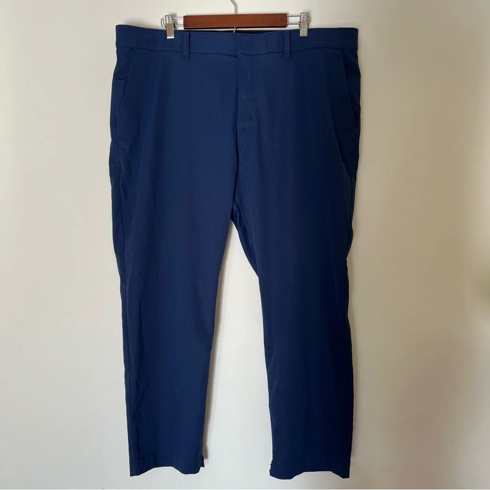 Nike Men’s Navy Lightweight Golf Active Pants Size 42x30